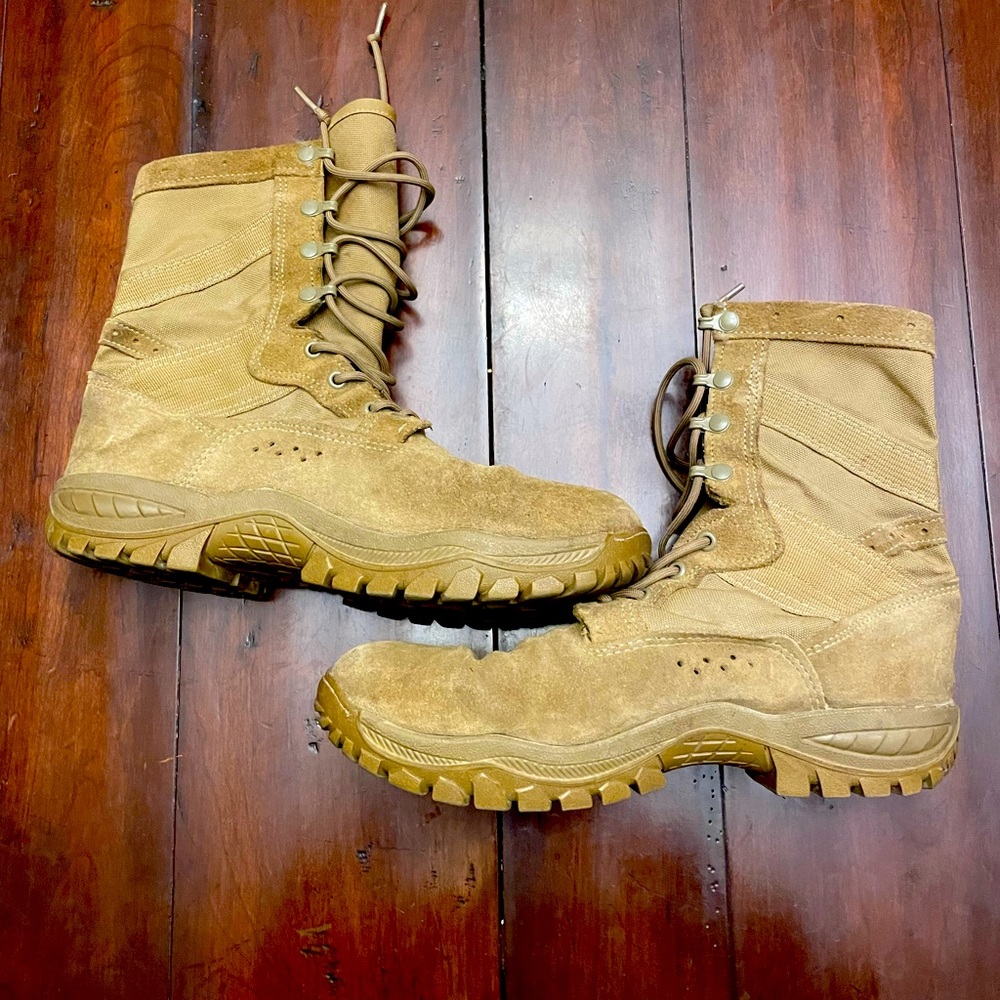 Belleville Ultra Light Assault Boots